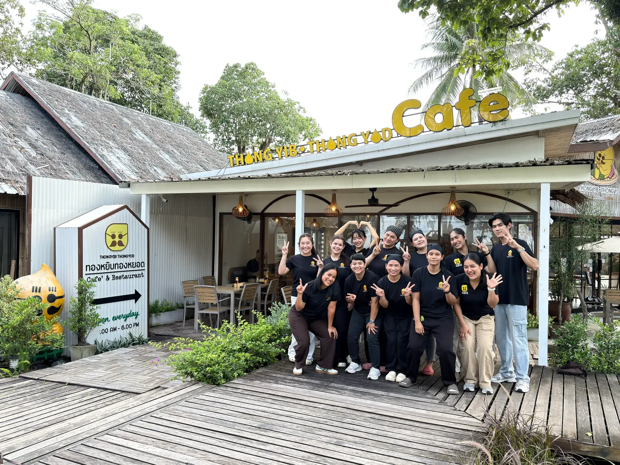 The whole crew, before the doors open — Thongyib Thongyod, Ao Nang